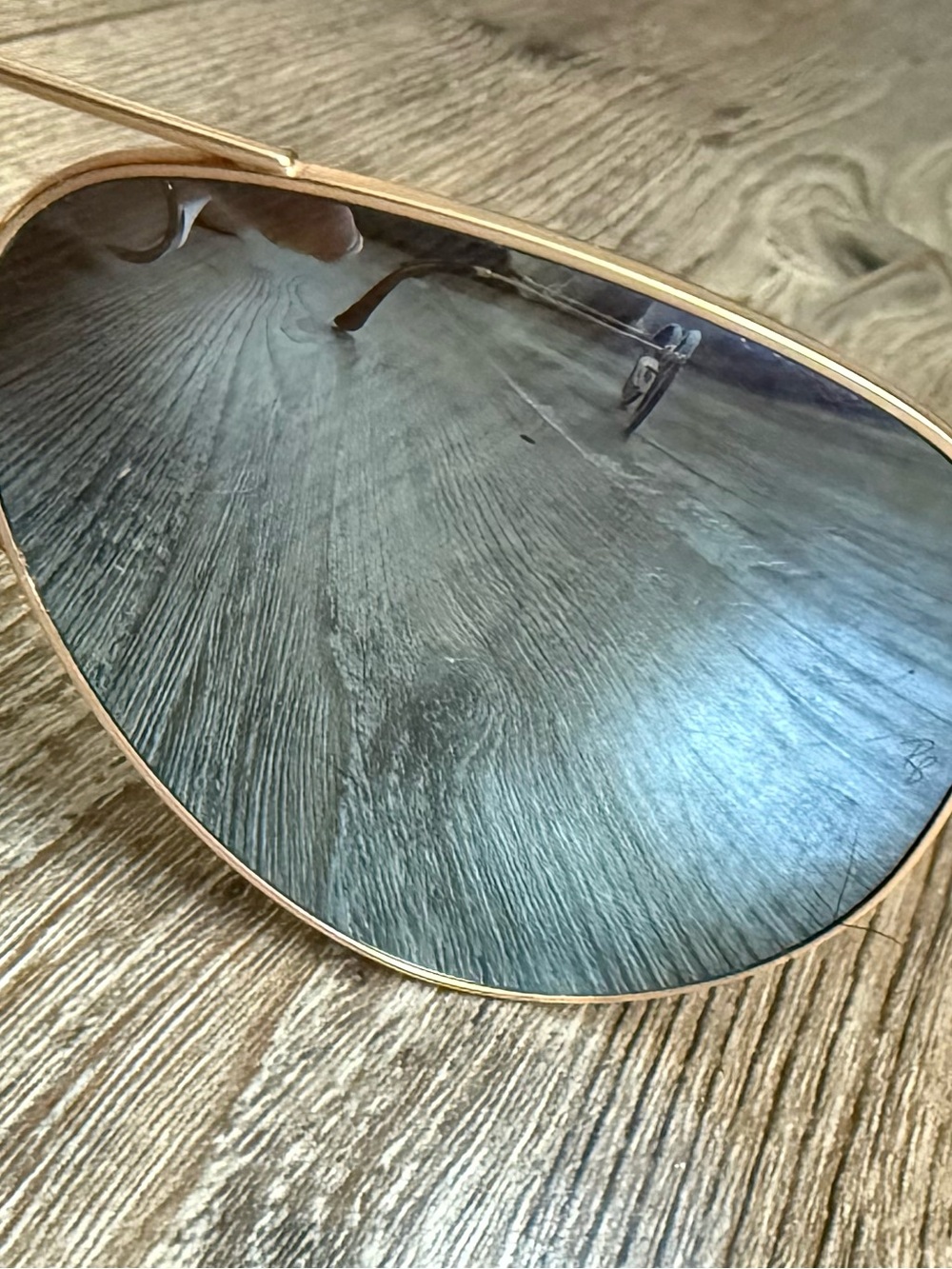 Ray-Ban Polarized Aviators - Picture 4 of 5